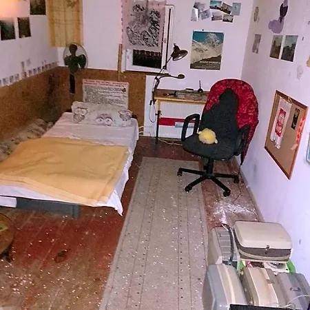 Ruhig Und Spartanisch Wohnen Im Denkmal *
